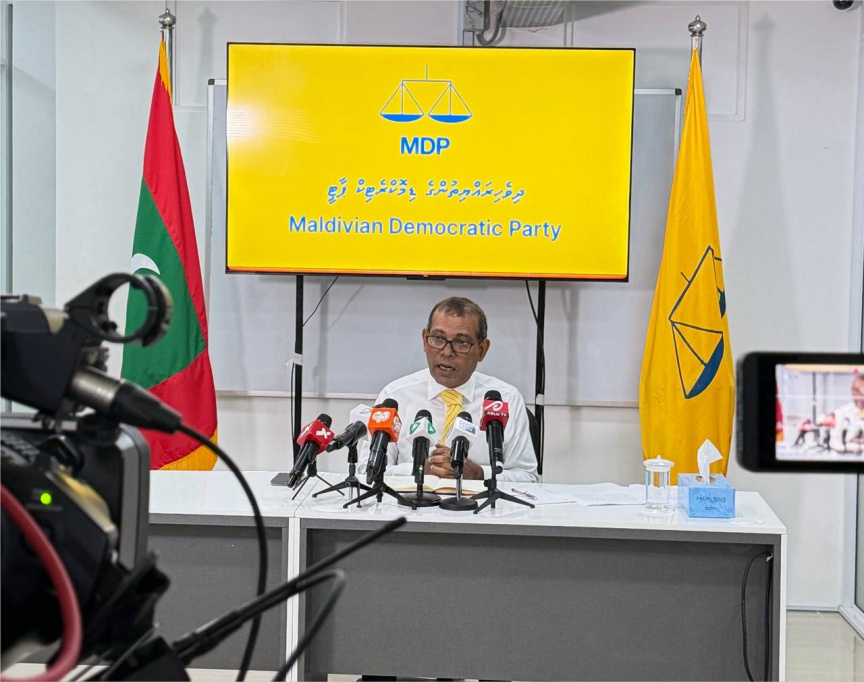 ނަޝީދު, ސަރުކާރަށް: "ޑޮލަރުގެ އަގު 10 ދުވަސް ތެރޭގައި 19އަށް ތިރިކުރޭ"