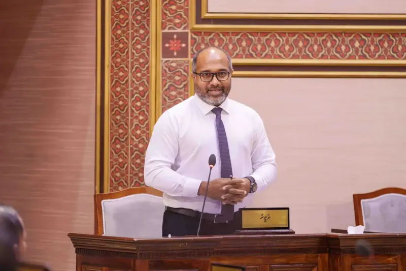 ދަނާލް ހާދިސާގައި ޒާތީ ޗެޓްލޮގް ހާމަކުރުން ދިފާާއުކުރައްވާ އިހުސާން ވިދާޅުވީ، އެކަން ކުރެއްވީ މަޖުބޫރުވެގެން ކަމަށް
