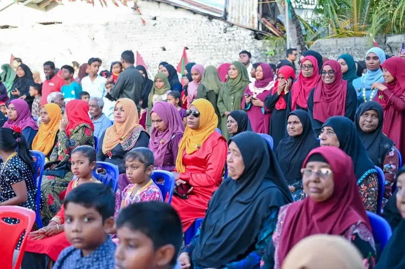 ޤައުމީ ދުވަހު އުތީމުގައި ބާއްވާ ޖަލްސާގައި ޝަރަފުވެރިކަމުގެ ޤައުމީ އިނާމު އެއްބޭފުޅަކަށާއި ޖަމްއިއްޔާއަކަށް ދޭން ނިންމައިފި