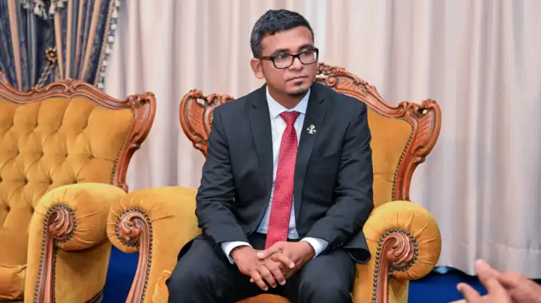 ބޭރު ފައިސާގެ އެކްސްޗޭންޖް ހާލަތު ގޯސްވުމުގެ  މައްސަލައިގައި އެމްއެމްއޭގެ ގަވަރުނަރު މަޖިލީހަށް ހާޒިރުކުރަން އެމްޑީޕީ އިން އެދިއްޖެ
