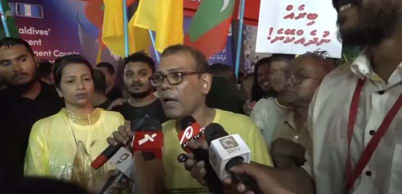 ރާއްޖެ މިހާރު މިދަނީ "ހައިޕަރ އިންފްލޭޝަން" ގެ ހާލަތަށް ކަމަށް ރައީސް ނަޝީދު ވިދާޅުވެއްޖެ