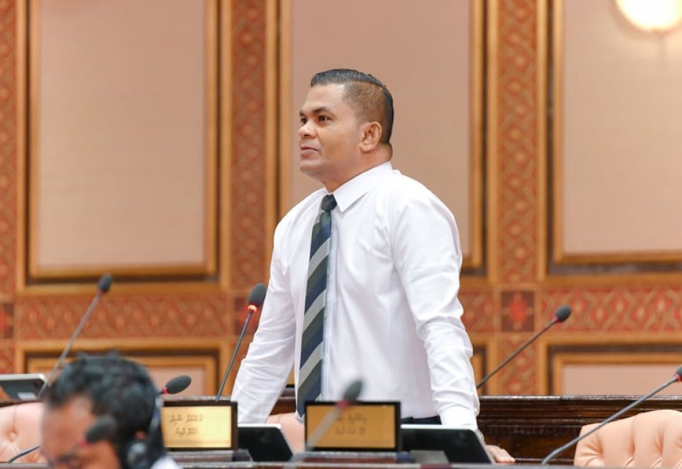 ގާނޫނު ހެދި ދާނެ، ނަމަވެސް ހިތާމައަކީ ގާނޫނަށް އަމަލު ނުކުރުން: ޝާހިދު