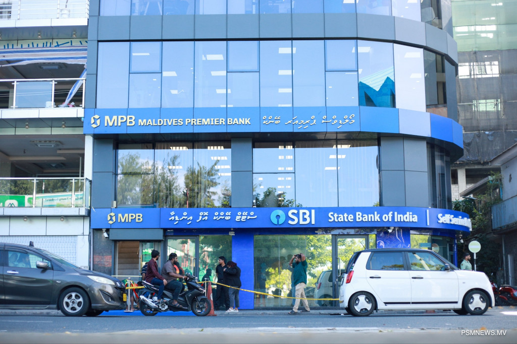 މޯލްޑިވްސް ޕްރިމިއަރ ބޭންކުގެ ފުރަތަމަ ބުރާންޗް ހުޅުވައިފި