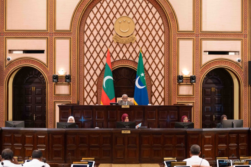 މަޖިލިސް ޗުއްޓީއަށް: ދެ ދައުރުގެ ތެރޭގައި 24 ބިލު