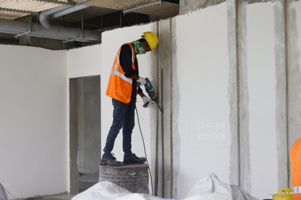 އެމްޕަވަމަންޓް ހަބްގައި ނުކުޅެދުންތެރިކަން ހުންނަ ކުދިން ހިންގާ ކެފޭއަކާއި ފިހާރައެއް