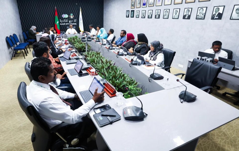 ވިލިމާލޭގައި ތަރައްޤީ ކުރާ ހޮސްޕިޓަލަށް ބޭނުންވާ ވަގުތީ ސައިޓްގެ ބިން ދެނީ