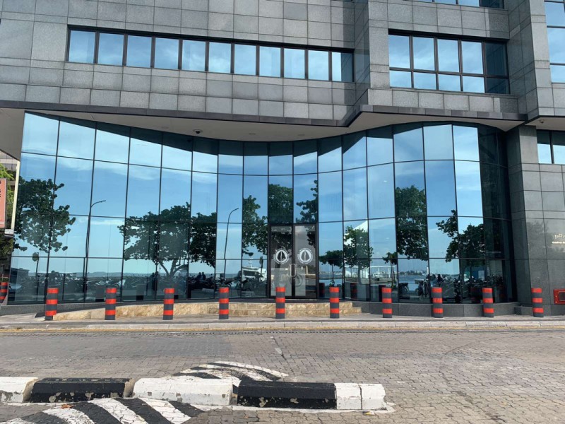 ގަވާއިދާ ޚިލާފުވެފައިވާ ކަމަށް ބުނެ، އެކްސްޕްރެސް މަނީ އެކްސްޗޭންޖްގެ ލައިސަންސް އެމްއެމްއޭ އިން ބާތިލުކޮށްފި