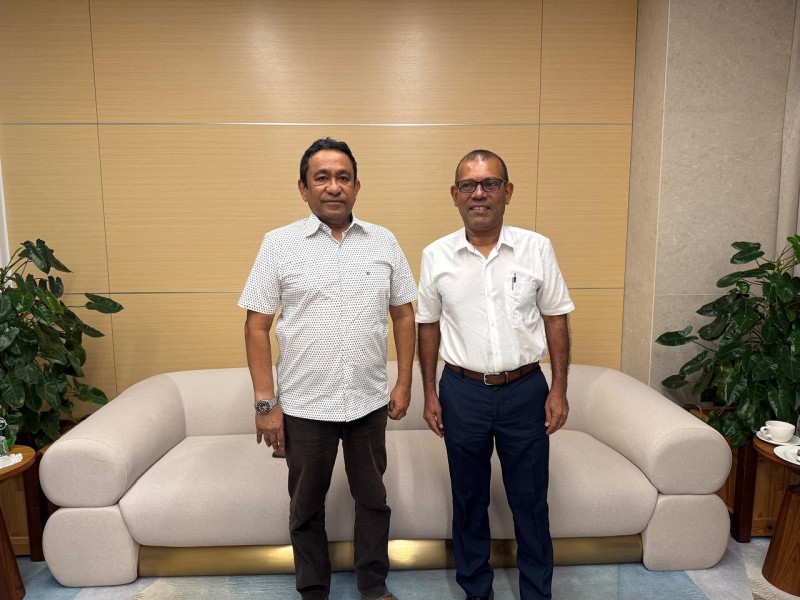 ތިނަދޫގައި މީހުން އާބާދުވިތާ 60 އަހަރު ފުރުން ފާހަގަކުރުމުގެ ހަރަކާތްތައް ރަސްމީކޮށް ފަށައިފި؛ ދެ ރައީސުން ވެސް ތިނަދުއަށް!