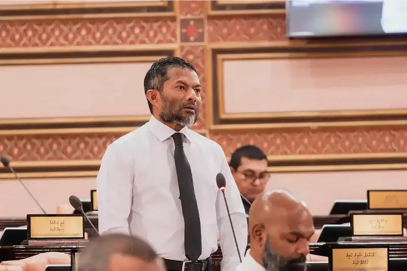 މާލެ ސިޓީ ކައުންސިލަށް ލިބޭ އުޅަނދުފަހަރުގެ ފީ ސަރުކާރުގެ ބަޖެޓަށް ލިބޭ ގޮތަށް އެއްގަމު ދަތުުރުފަތުރުގެ ބިލު މަޖިލީހުން ފާސްކޮށްފި