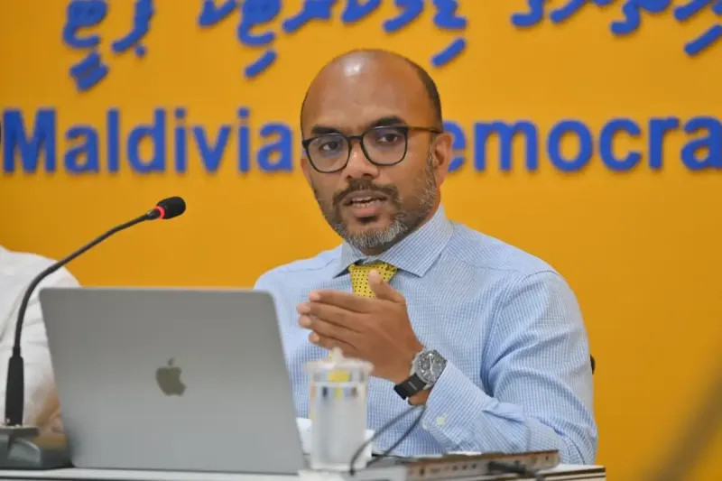 މި ސަރުކާރުން މިހާތަނަށް 6.2 ބިލިއަން ރުފިޔާ ޗާޕުކޮށްފައިވޭ: އަމީރު