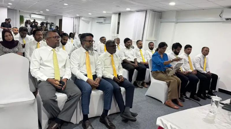 އެންމެ ލަސްވެގެން އަންނަ އަހަރުގެ ޖެނުއަރީގެ ނިޔަލަށް އެމްޑީޕީ ޤައުމީ މަޖިލިސް އިންތިޚާބު ބާއްވަން ފާސްކޮށްފި