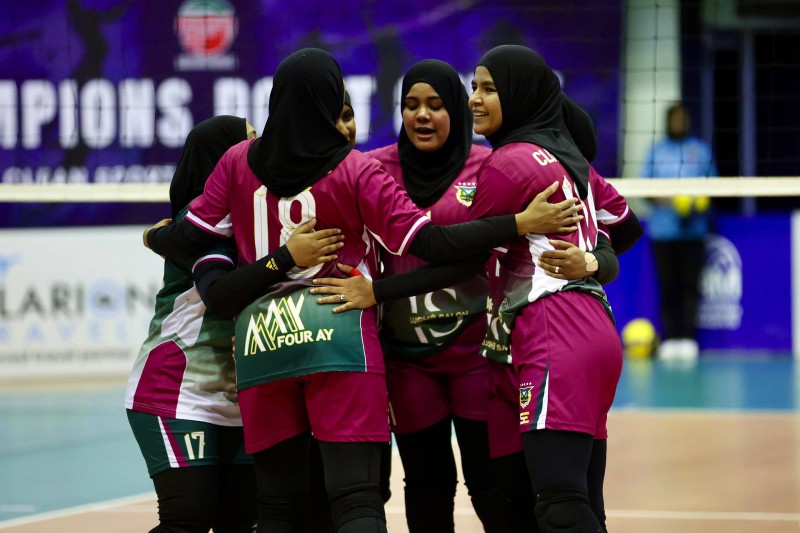 ވީއޭއެމް ކަޕު: ސެމީ ފައިނަލުގައި ކުލަބު ވެމްކޯއާއި ޕޮލިސް ކުލަބު