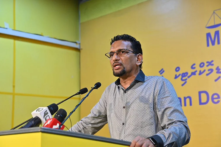 ދިރާގަށް 18،000 ރުފިޔާ ދައްކަން ޑރ. ދީދީގެ މައްޗަށް ހުކުމެއް