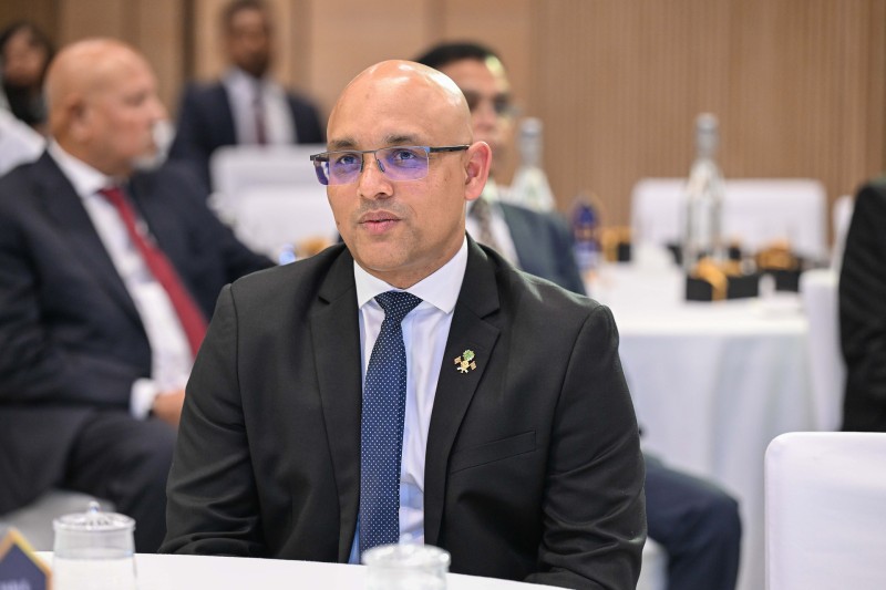 އިންޓްރެސްޓާއެކު ފަހުން ދޭ ގޮތަށް، ސަރުކާރުން އަނެއްކާވެސް 645 މިލިއަން ރުފިޔާ ހޯދަނީ