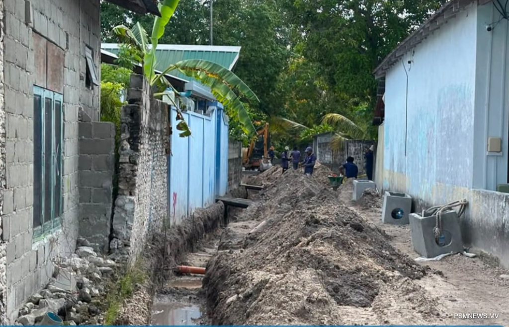 ފުވައްމުލަކު މަގު ހެދުމުގެ މަސައްކަތް ބާރަށް ކުރިއަށް