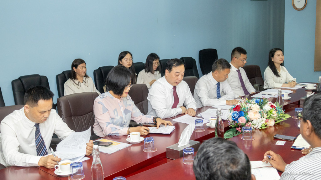 ބޮޑެތި ގަސްތަކަށް ބޭސްޖަހާ ސްޕްރެޔަރުތައް ހުރިހާ އަތޮޅަކަށް ފޯރުކޮށްދީފި