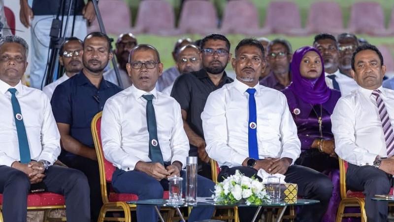 ސަޢުދުގެ މައްޗަށް ކުރި ދައުވާތައް އަނބުރާ ގެންދަން ނަޝީދު ގޮވައިލައްވައިފި: "އެއީ ސިޔާސީ ދައުވާތަކެއް"