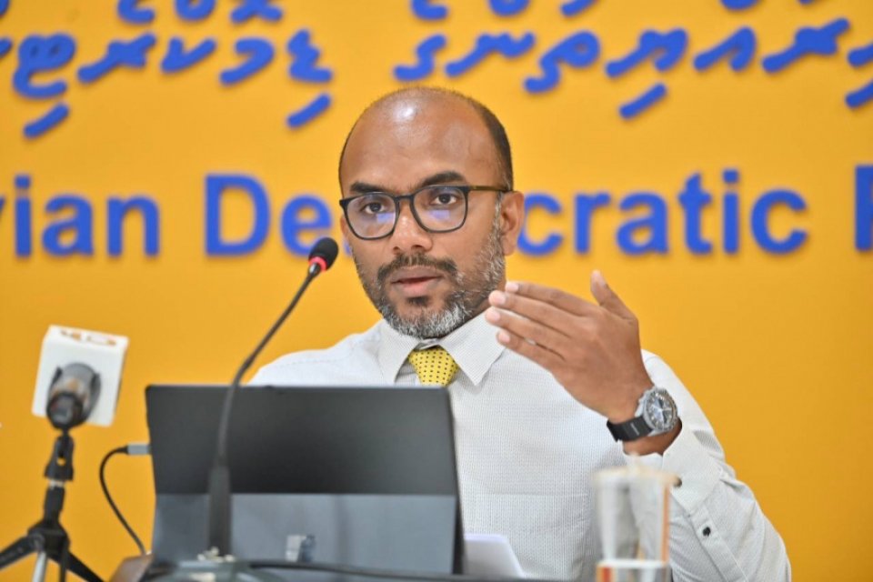 ރައީސް އޮފީހުގެ ޕްރެސްތަކުން ގަވަރުނަރު ފެނިގެން ނުވާނެ: އަމީރު
