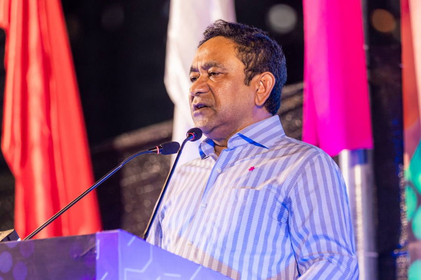 3 މިނިސްޓްރީ އެނދުން: ޔާމީންގެ ތުހުމަތުތައް ތަހުގީގުކުރަން އިހުސާން އެދިވަޑައިގެންފި