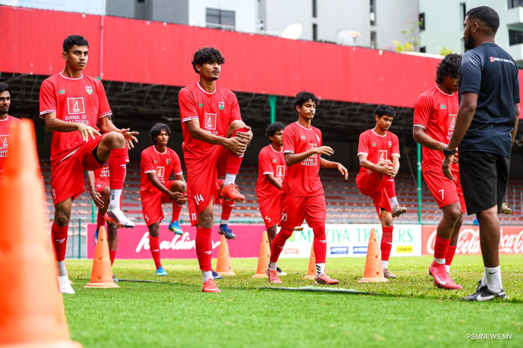 ޒުވާން ޤައުމީ ޓީމަށް ވަޒީރު ހިތްވަރުދެއްވައިފި