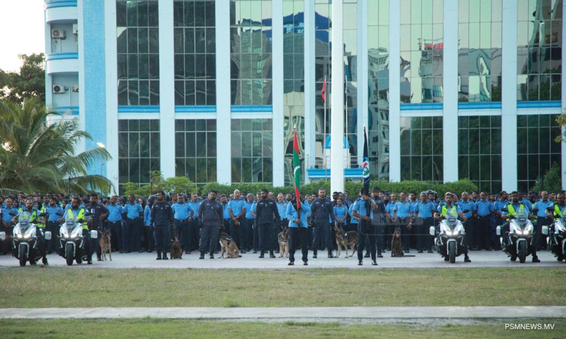 ޕޮޓޯ: ދިވެހި ފުލުހުންގެ ޚިދުމަތުގެ ދުވަހާއި ގުޅުވައިގެން ބޭއްވި އެކުވެރިކަމުގެ ހިނގާލުން