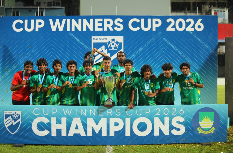 މާޒިޔާގެ އުސޫލެއް: 15 އަހަރުންދަށް ވިޔަސް ސީނިއާ ޓީމާ ގުޅޭ ހިސާބުން އެއީ ޕްރޮފެޝަނަލް އެތުލީޓެއް