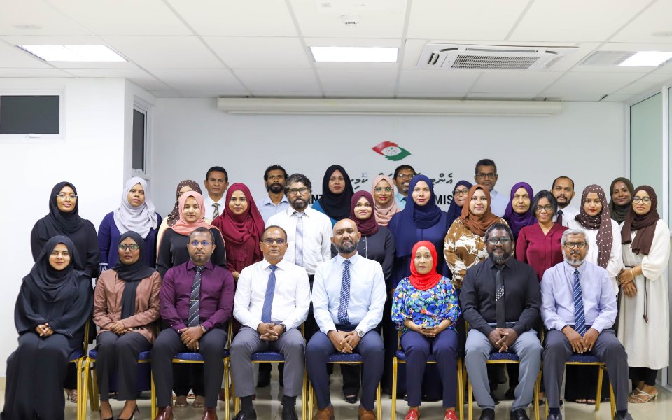 އޭސީސީގެ މުވައްޒަފުންނަށް "އިސްދާނަ – ލީޑަރޝިޕް ޓްރެއިނިންގ ސީރީސް" ފަށައިފި
