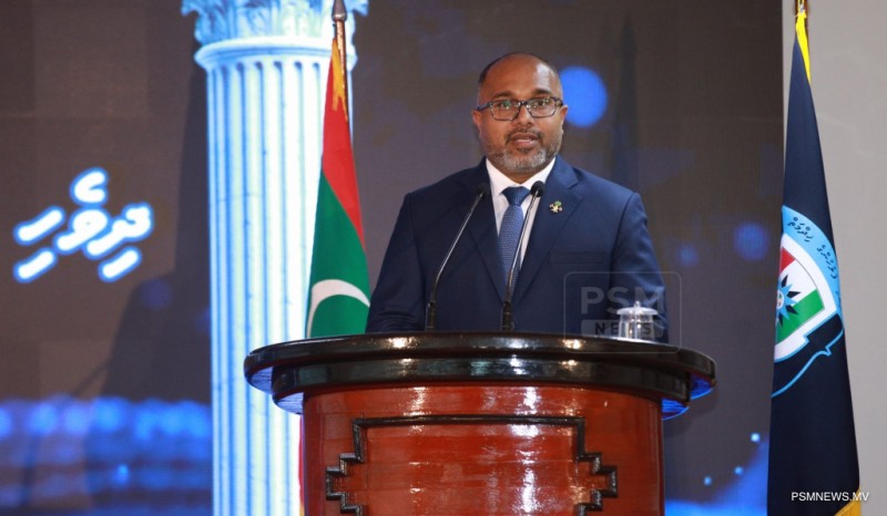 "ފުލުހުން މަސައްކަތް ކުރަންވާނީ ރައްޔިތުން މާޔޫސްވިޔަ ނުދީ ހަމަޖެހުން ޤާއިމުކުރުމަށް"