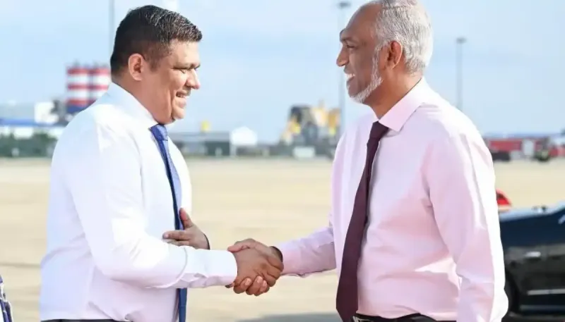 އަޅުގަނޑު މަގުފުރައްދަން ނޫޅޭ!: "ޑޯންޓް ޓްރައި ޓު ޓްރެކް މީ އިންޓު ދަ ރޯންގް ޑައިރެކްޝަން"
