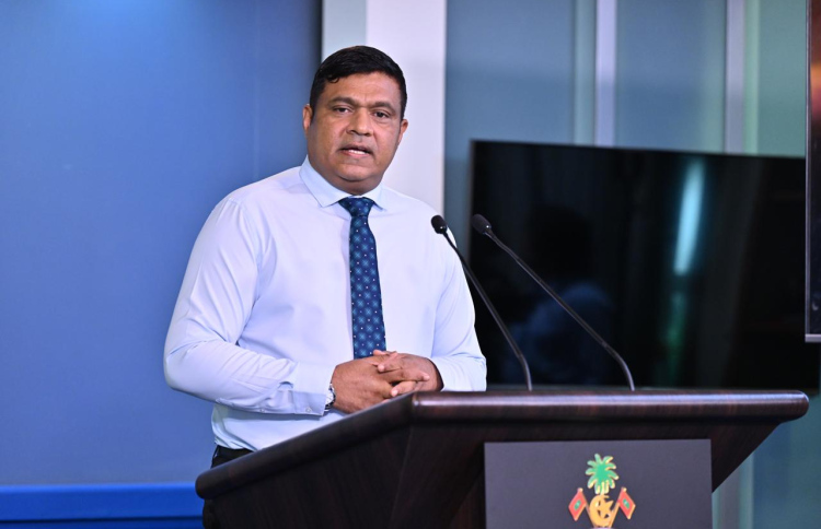 ރިސޯޓުތައް ނުހެދި ދިގުލައިގެން ދިޔައީ އަޅާނުލާ ތިބުމުން: އަމީން