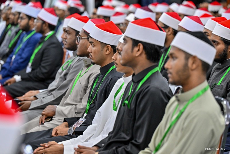 ޚަތީބުންނާއި އިމާމުންގެ އައު ޖީލެއް، ޒަމާންވީ ބޮޑު މައްސަލައަކަށް ޙައްލެއް