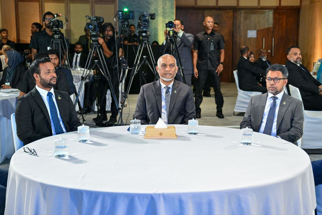 ރާއްޖެއަށް އަންނަ ބޭރުގެ ތަޖުރިބާކާރުން ވެސް ދިވެހި އިންޖިނޭރުންގެ ހުނަރުވެރިކަމަށް ތައުރީފުކުރޭ: މުއްތަލިބު