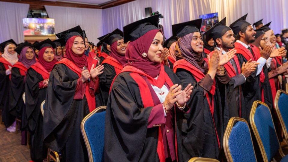 ޖަޕާނުގައި މާސްޓާސްއާއި ޕީއެޗްޑީ ހެދުމަށް ސްކޮލަރޝިޕެއް