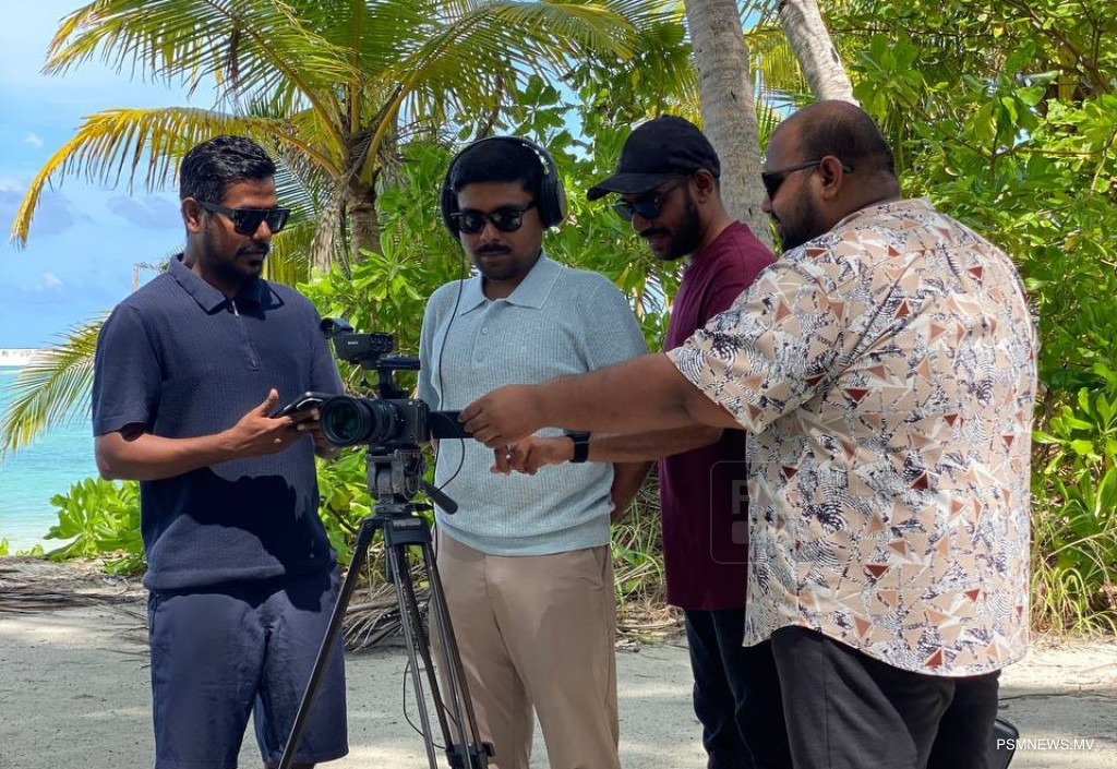 ހިދާޔަތުގައި 9 ޤަރުނު: އިސްލާމީ ނޫރުގެ އަލިކަން ދިވެހި ފަސްގަނޑަށް އައިގޮތުގެ ވާހަކަތައް!