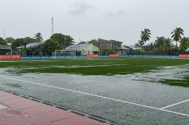 މޫސުން މާބޮޑަށް ގޯސްވުމުން ގައްދޫއާއި ނިއު ރޭޑިއަންޓު މެޗު ފަސްކޮށްފި