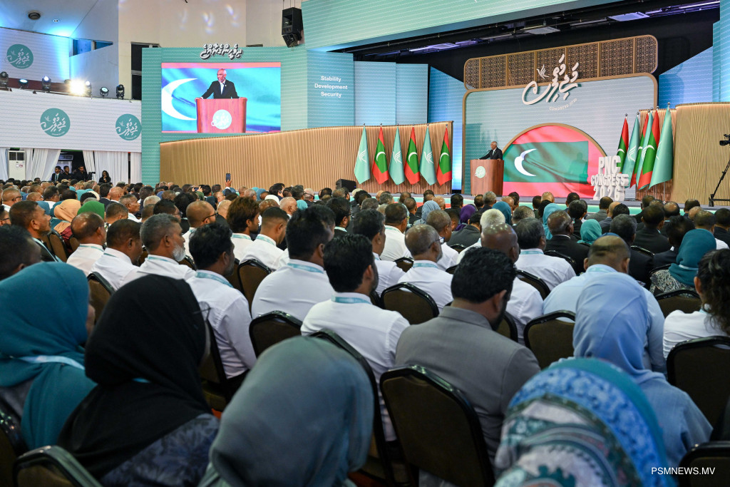 "ތަރައްޤީ ގެނައުމަށް ޕާޓީގެ މަސްލަހަތު ދޫކޮށް، ޤައުމީ މަސްލަހަތު އިސްކުރަންޖެހޭ"